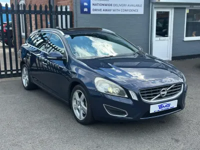 Used Volvo V60 SE Lux 215 HP (158 kW) 2012 Blue Estate