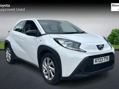 Used Toyota Aygo X PURE 72 HP (52 kW) 2025 SUV