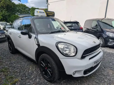 Used Mini Cooper SD 2015 White Hatchback