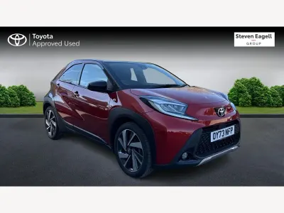 Used Toyota Aygo X 72 HP (52 kW) 2023 Red SUV