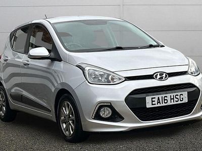 Silver Used 2016 Hyundai i10 Premium Hatchback | £4,995 (Fair price)