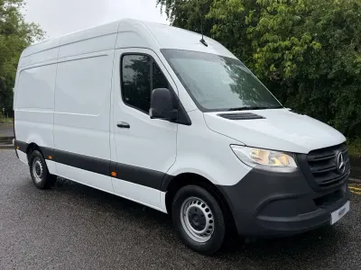 Used Mercedes Sprinter Premium 150 HP (110 kW) 2024 White Van