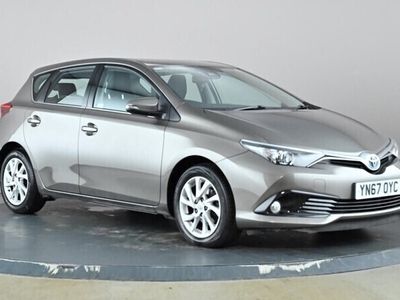 used Toyota Auris Hybrid 