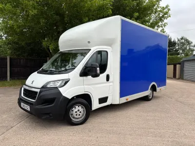 Used Peugeot Boxer Business-Line 160 HP (117 kW) 2019 White Van