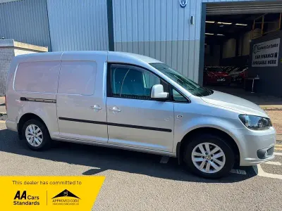 Used VW Caddy Highline 101 HP (74 kW) 2015 Silver MPV