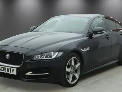 Used Jaguar XE R-Sport 200 HP (147 kW) 2019 Sedan