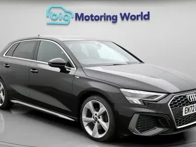 Begagnad Audi A3 Sportback S-Line 110 HK (80 kW) 2023 Svart Halvkombi