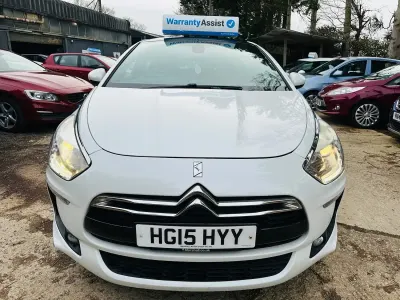 Used Citroën DS5 2015 White Hatchback