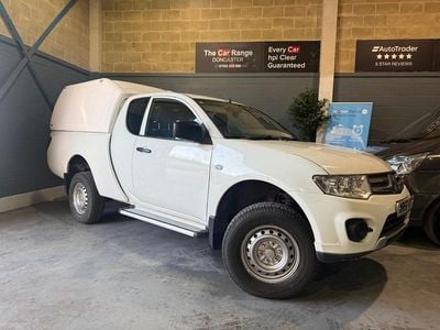Used Mitsubishi L200 134 HP (98 kW) 2016 White Pickup