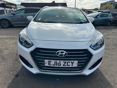 Used Hyundai i40 Premium 2016 White Estate