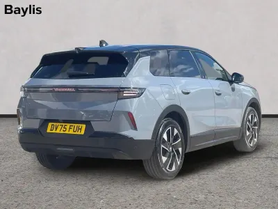 Used Vauxhall Grandland X GSe 143 HP (105 kW) 2025 Grey SUV