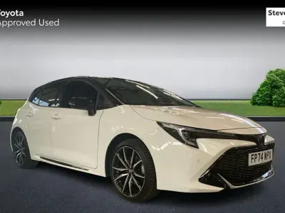 Used Toyota Corolla Sport 196 HP (144 kW) 2024 White Hatchback