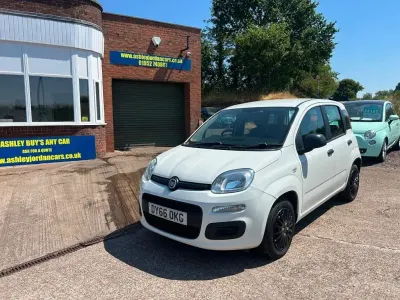 Used Fiat Panda Pop 69 HP (50 kW) 2016 White Hatchback