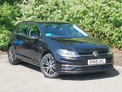 Used VW Golf VII SE 115 HP (84 kW) 2018 Black Hatchback