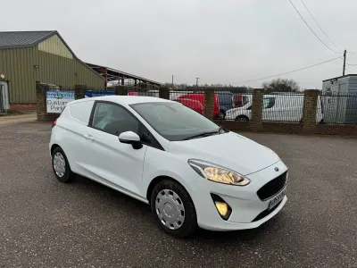 Used Ford Fiesta 2019 White Van