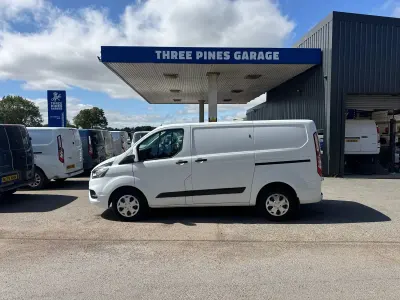 Used Ford Transit Custom Trend 130 HP (95 kW) 2019 White Van