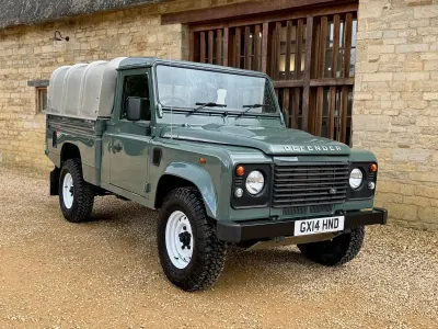 Used Land Rover Defender 2014 Green Pickup