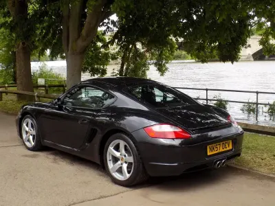 Usado Porsche Cayman 245 CV (180 kW) 2008 Negro Coupe