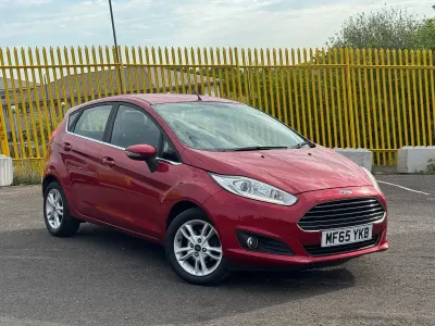 Used Ford Fiesta Zetec 2015 Red Hatchback
