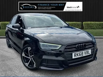 Używany Audi A3 Black Edition 116 KM (85 kW) 2018 Czarny Sedan/Limuzyna