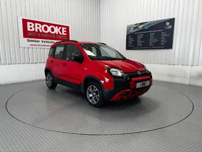 Used Fiat Panda Cross Cross 69 HP (50 kW) 2020 Red Hatchback