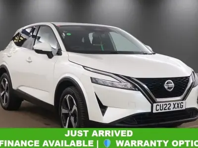 Used Nissan Qashqai N-Connecta 2022 White SUV