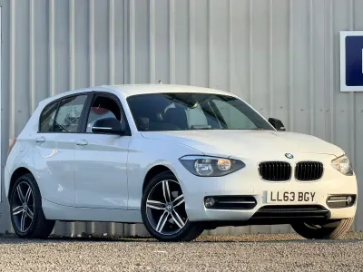 Used BMW 116 Sport Line 2013 White Hatchback