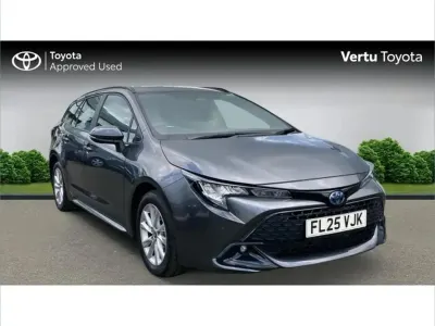 Używany Toyota Corolla 140 KM (102 kW) 2025 Szary Kombi