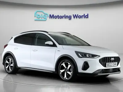 Begagnad Ford Focus Active 155 HK (114 kW) 2023 Vit Halvkombi