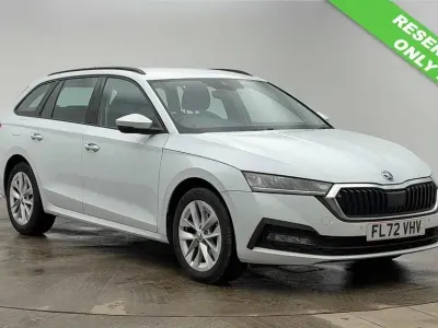 Usado Skoda Octavia SE Technology 2022 Blanco Familiar