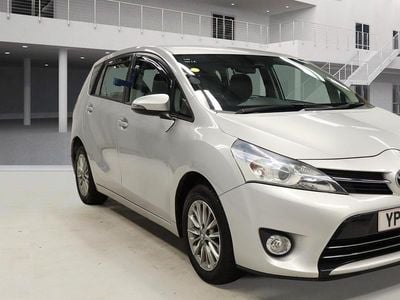 Used Toyota Verso 145 HP (106 kW) 2017 Silver MPV