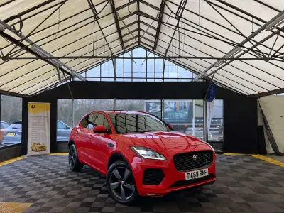 Used Jaguar E-Pace Chequered Flag 180 HP (132 kW) 2019 Red SUV
