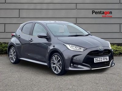 Used Toyota Yaris Hybrid 113 HP (83 kW) 2022 Grey Hatchback