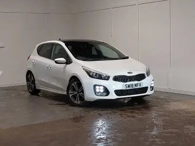 Used Kia Ceed GT-Line S 2018 White Hatchback