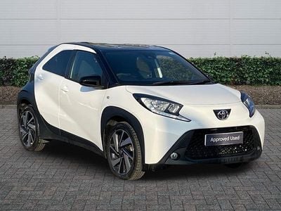 Used Toyota Aygo X 72 HP (52 kW) 2024 White SUV