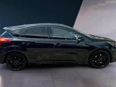 Black Used 2017 Ford Focus ST Hatchback | £7,995 (Super price)