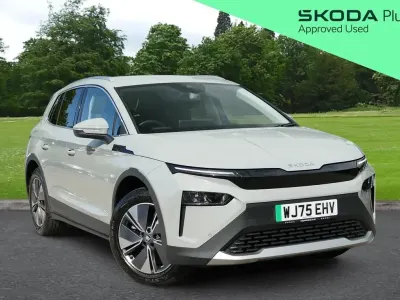 Begagnad Skoda Elroq 150 kW (204 HK) 2025 Grå SUV