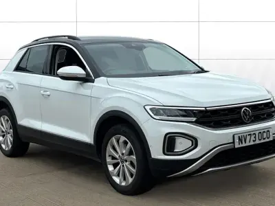 Used VW T-Roc Life 110 HP (80 kW) 2023 White SUV