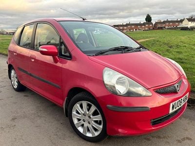 Used Honda Jazz SE 82 HP (60 kW) 2008 Red Hatchback
