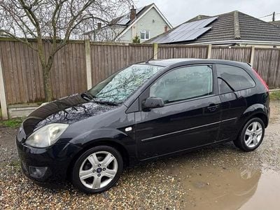 Black Used 2007 Ford Fiesta Zetec Hatchback | £850 (Good price)