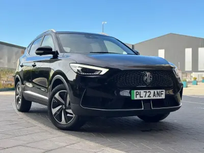 Usado MG ZS Trophy Connect 114 kW (156 HP) 2023 Preto SUV
