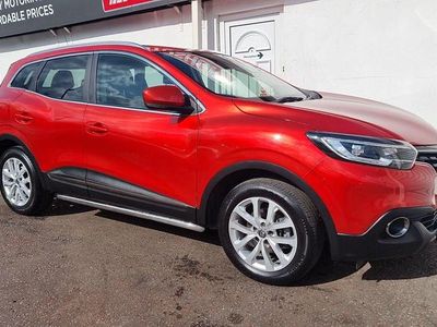 Red Used 2016 Renault Kadjar Dynamique SUV | £4,495 (Fair price)