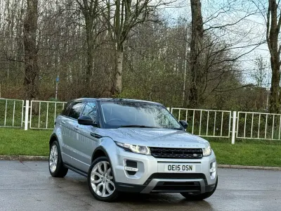 Używany Land Rover Range Rover evoque Dynamic 2015 Srebrny Kombi