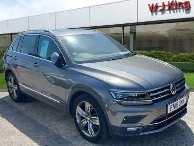 Used VW Tiguan SEL 150 HP (110 kW) 2019 Grey SUV