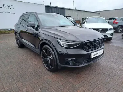 Usado Volvo XC40 Plus 2025 Preto SUV