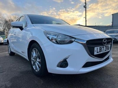 Used Mazda 2 2017 White Hatchback