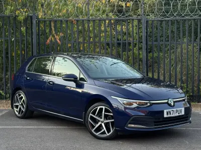 Used VW Golf VII Style 150 HP (110 kW) 2021 Blue Hatchback