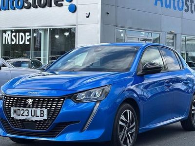 Używany Peugeot 208 Allure+ 131 KM (96 kW) 2023 Hatchback