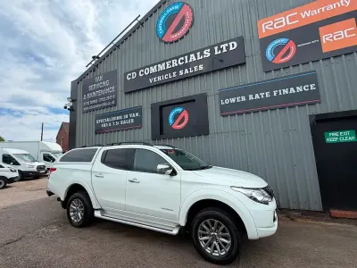 Used Mitsubishi L200 Warrior 181 HP (133 kW) 2019 White Pickup