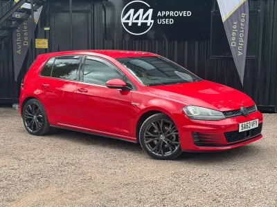Used VW Golf VII GTD 182 HP (133 kW) 2014 Red Hatchback